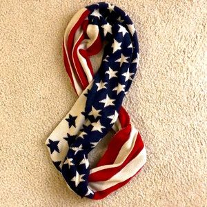 Knit American flag themed infinity scarf